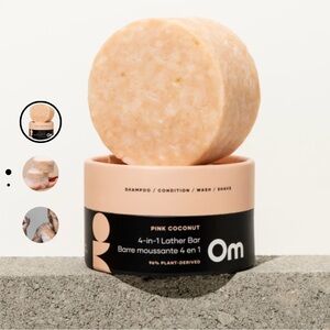 BNWT Om Organics Pink Coconut 4-in-1 Lather Bar